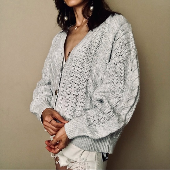 Brand New cupcakes and cashmere - Picture 3 of 10